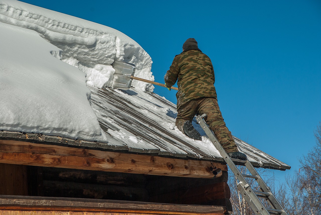 How Ohio’s Heavy Snow, High Winds, and Hailstorms Accelerate Roof Damage and What You Can Do About It